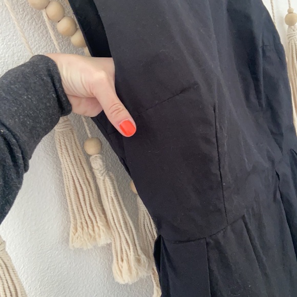 Gap black sleeveless poplin dress zip up pleated style with bike punch design 2 - Picture 7 of 14